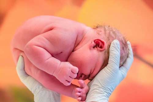 خفگی مادر و جنین با مسمومیت بارداری درمان نشده